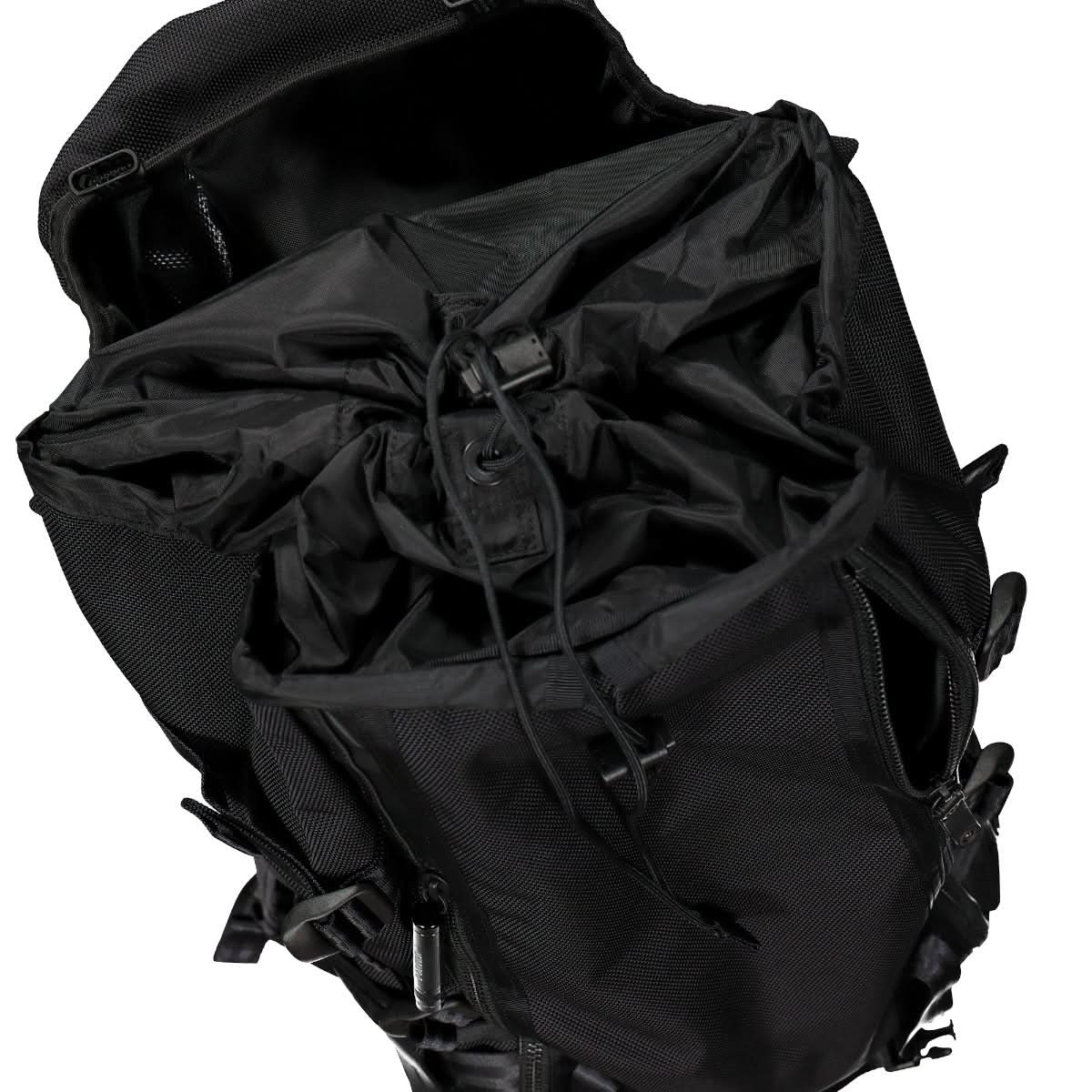 Porter-Yoshida & Co. Heat Ruck Sack Black Detail view 4 | Gate