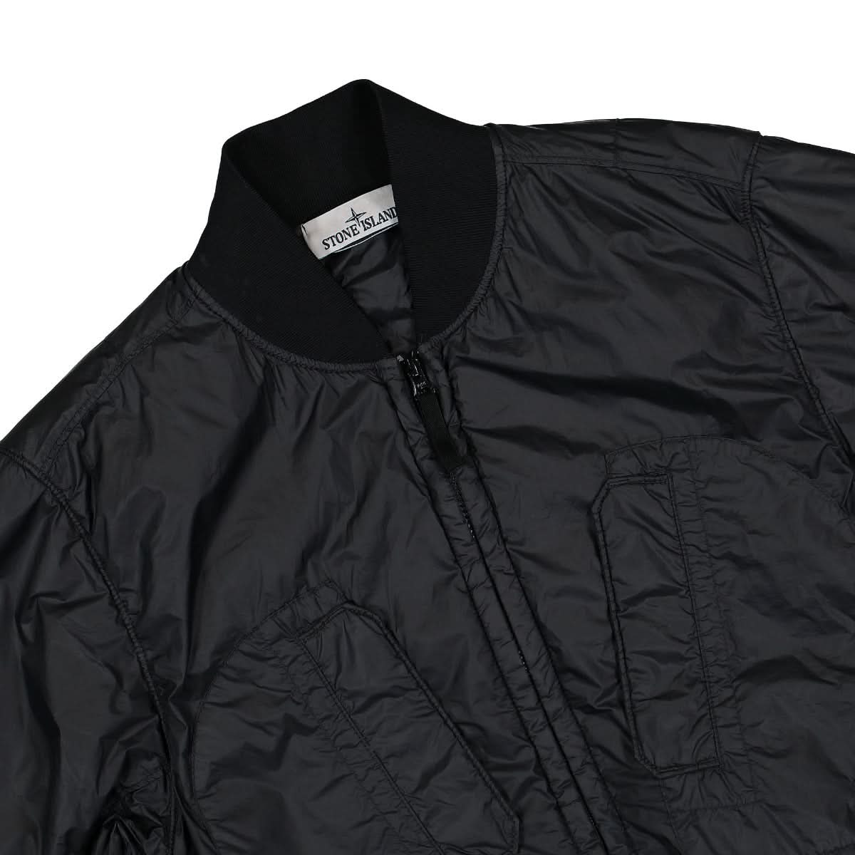Stone Island Garment Dyed Packable Bomber Jacket Black Detail view 3 | Gate