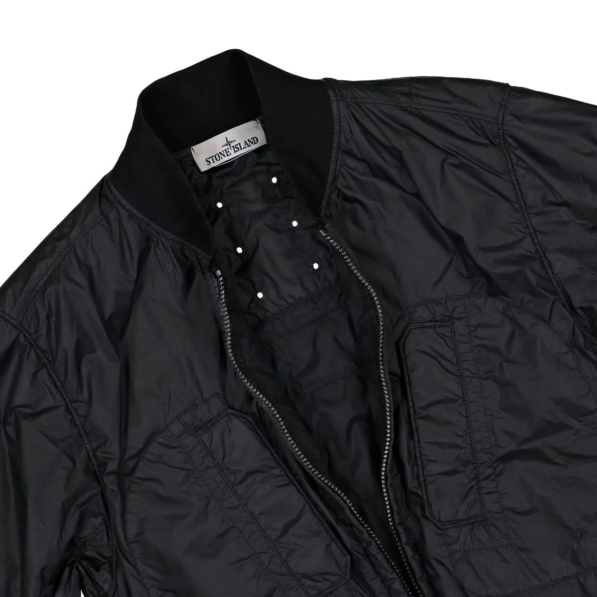 Stone Island Garment Dyed Packable Bomber Jacket Black Detail view 4 | Gate