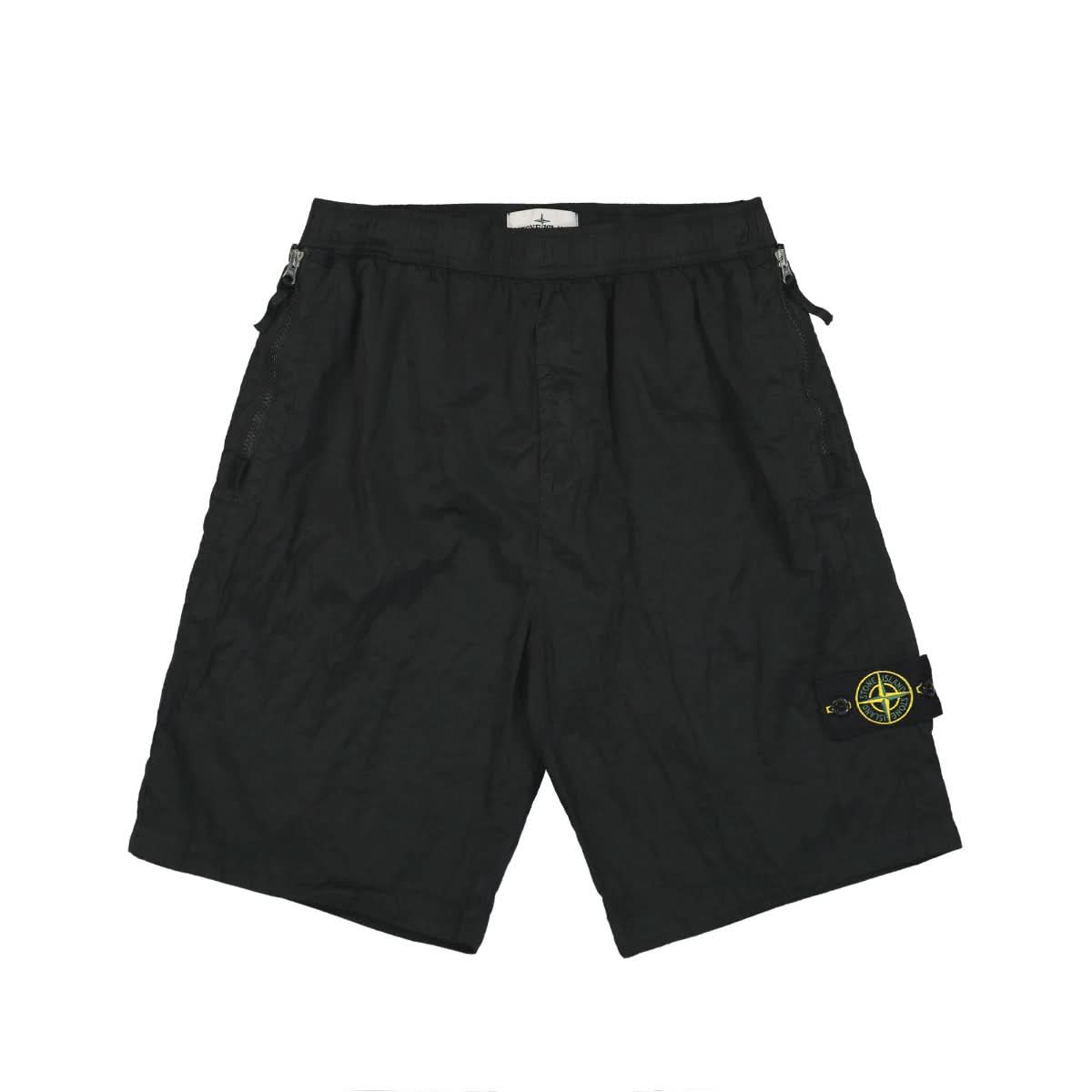 Stone Island Bermuda Comfort Shorts Black Detail view 1 | Gate