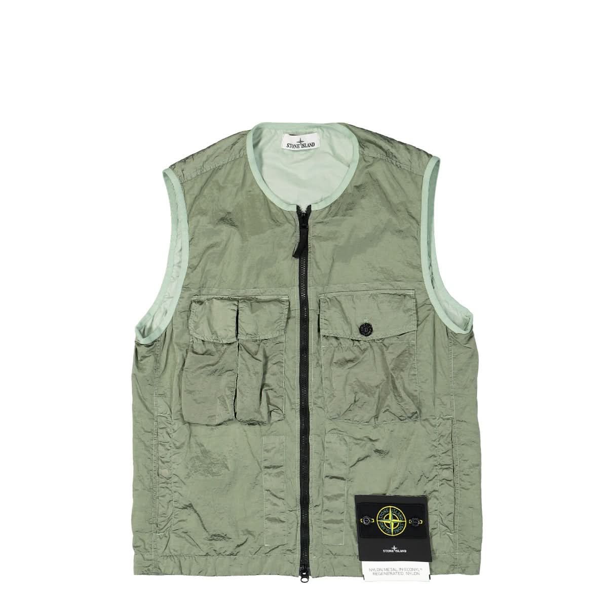 Stone Island Regenerated Nylon Vest Green Detail view 1 | Gate