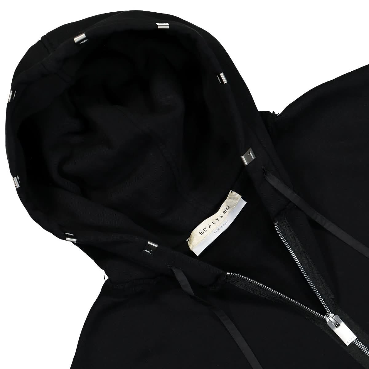 1017 Alyx 9SM Sleeveless Treated Hoodie Black Detail view 3 | Gate