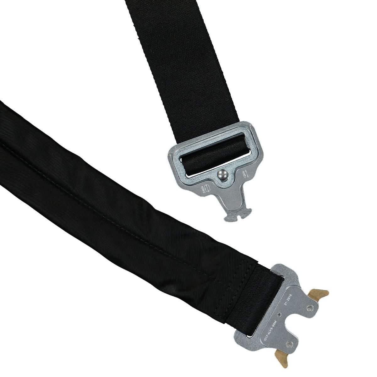 1017 Alyx 9SM Buckle Crossbody Bag Black Detail view 5 | Gate