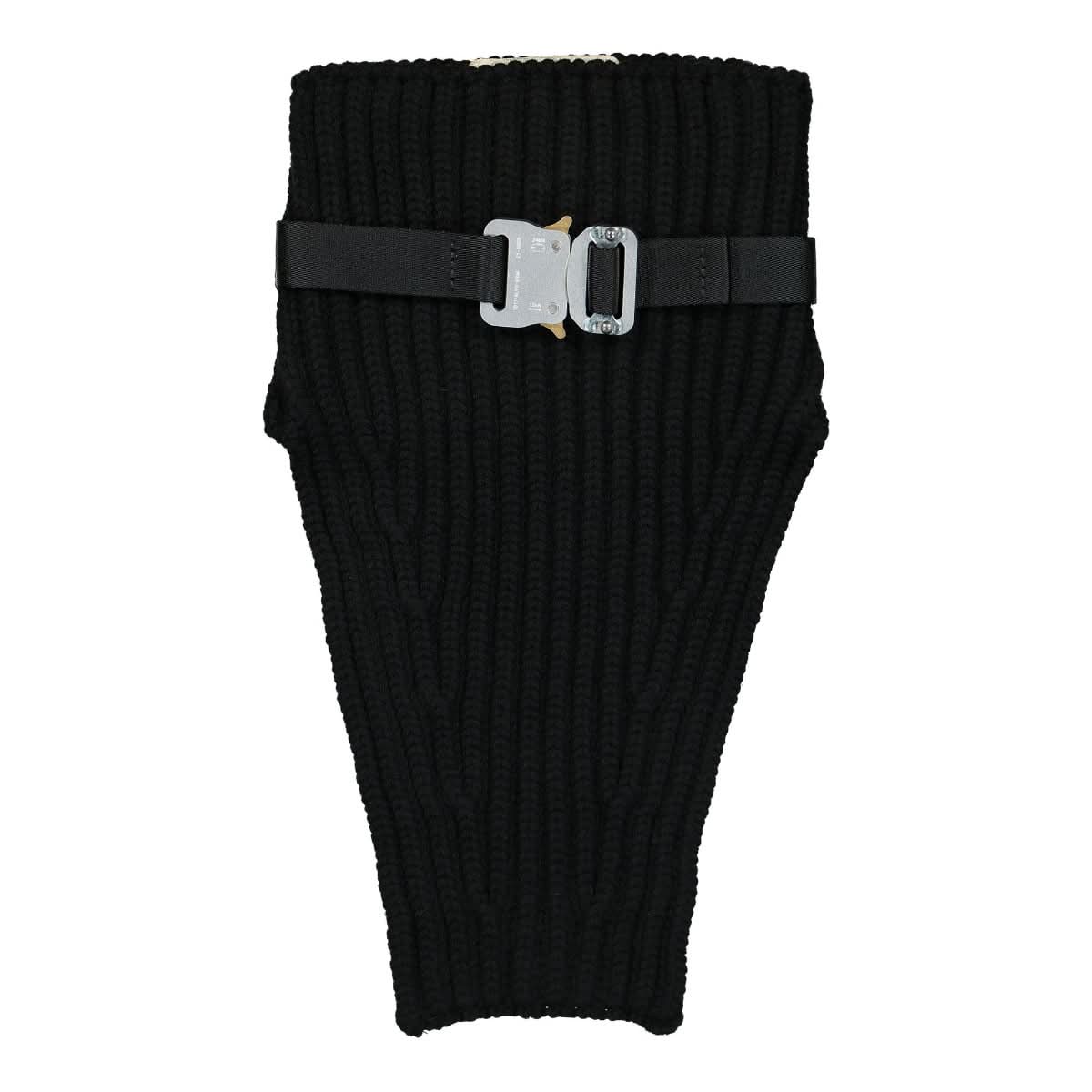 1017 Alyx 9SM Knit Neck Warmer with Metal Buckle Black Detail view 1 | Gate