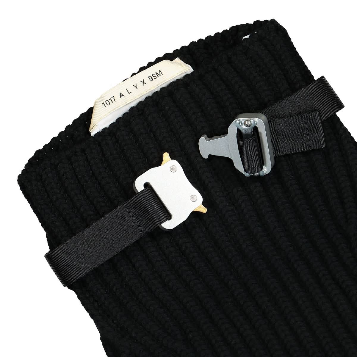 1017 Alyx 9SM Knit Neck Warmer with Metal Buckle Black Detail view 3 | Gate