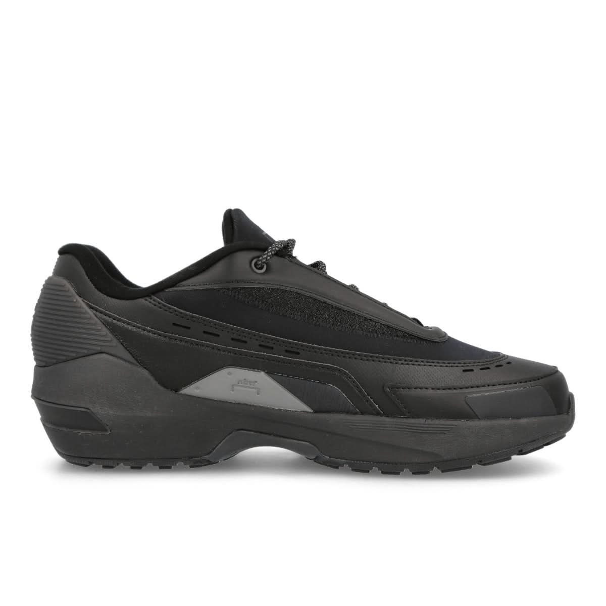 A COLD WALL Vector Runner Black Sneaker Detail view 2 | Gate