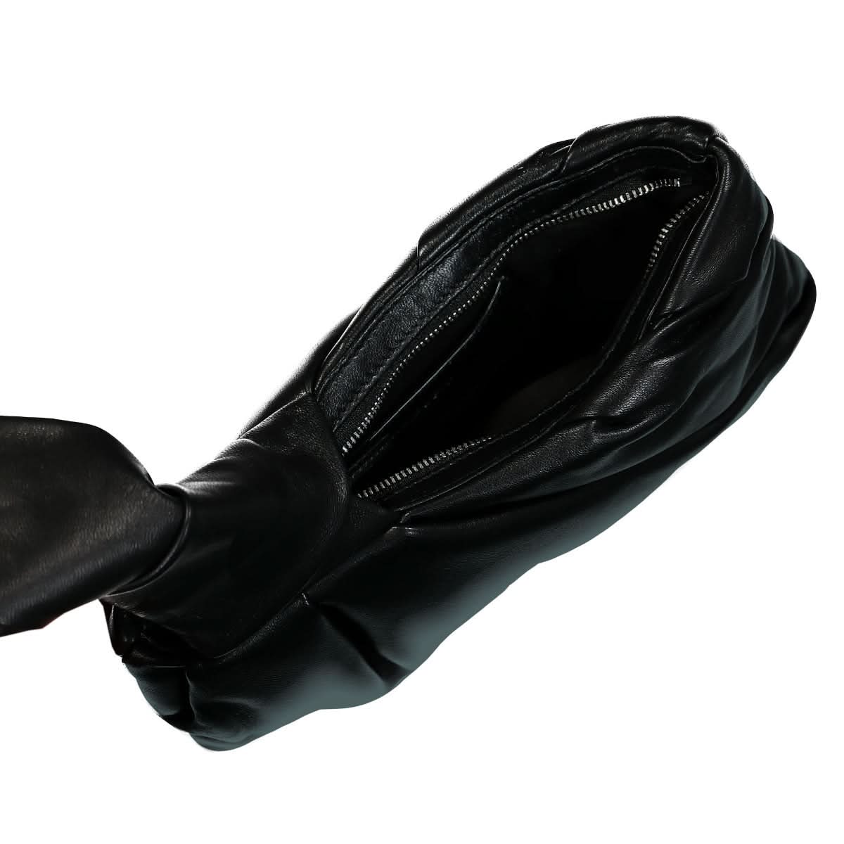 Ambush Nejiri Wrist Clutch Bag Black Detail view 5 | Gate