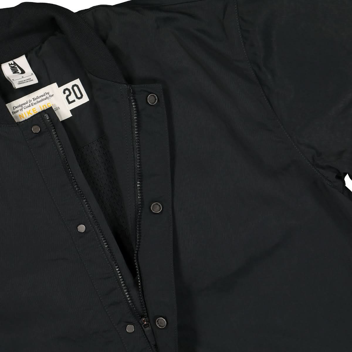 Nike NRG W Warm Up Top Black Detail view 3 | Gate