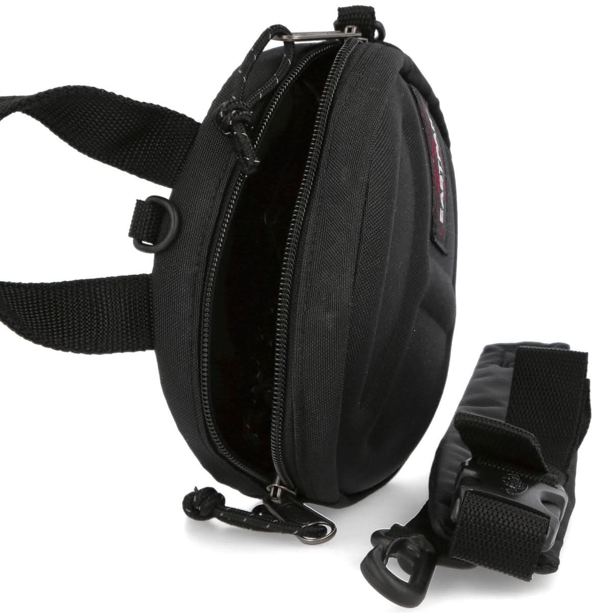Telfar Circle Bag Black Detail view 5 | Gate
