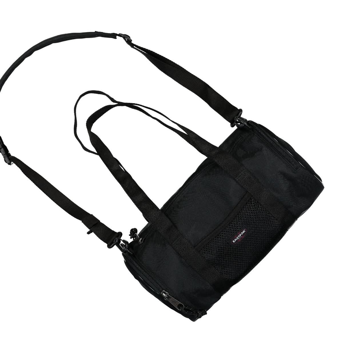 Telfar Duffle M Black Detail view 3 | Gate