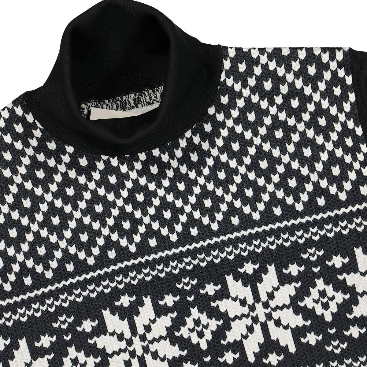 Fumito Ganryu Ensemble Turtleneck Vest Black,White Detail view 3 | Gate