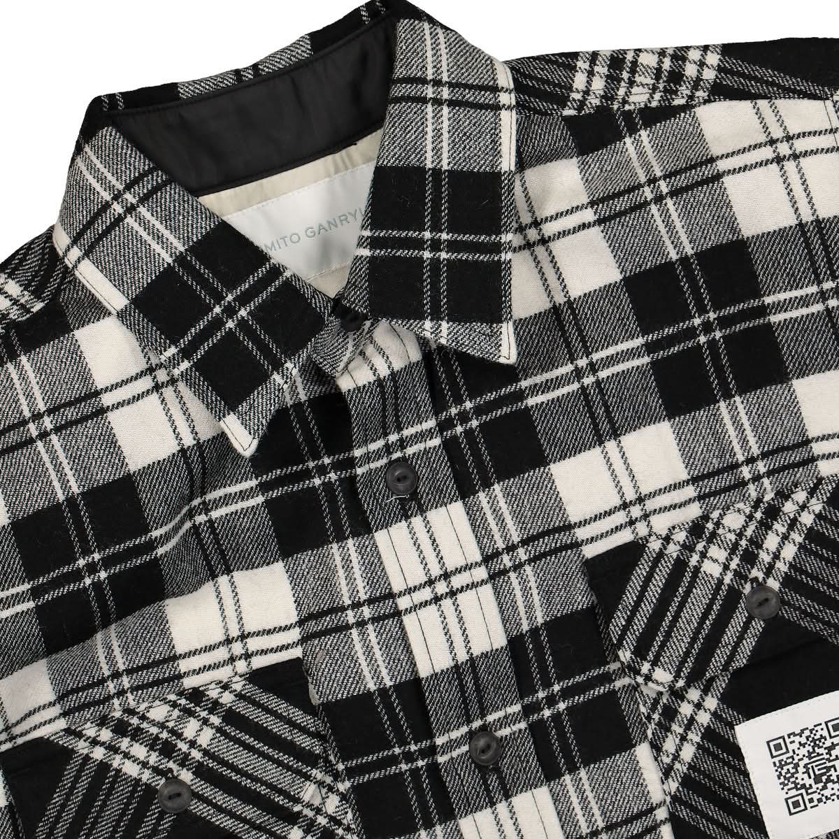 Fumito Ganryu Pleated Flannel Shirt Black,White Detail view 3 | Gate