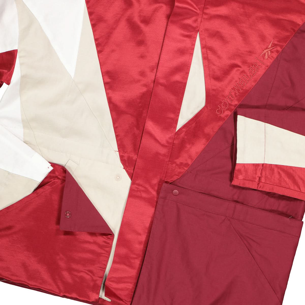 Reebok Parka Red Detail view 4 | Gate