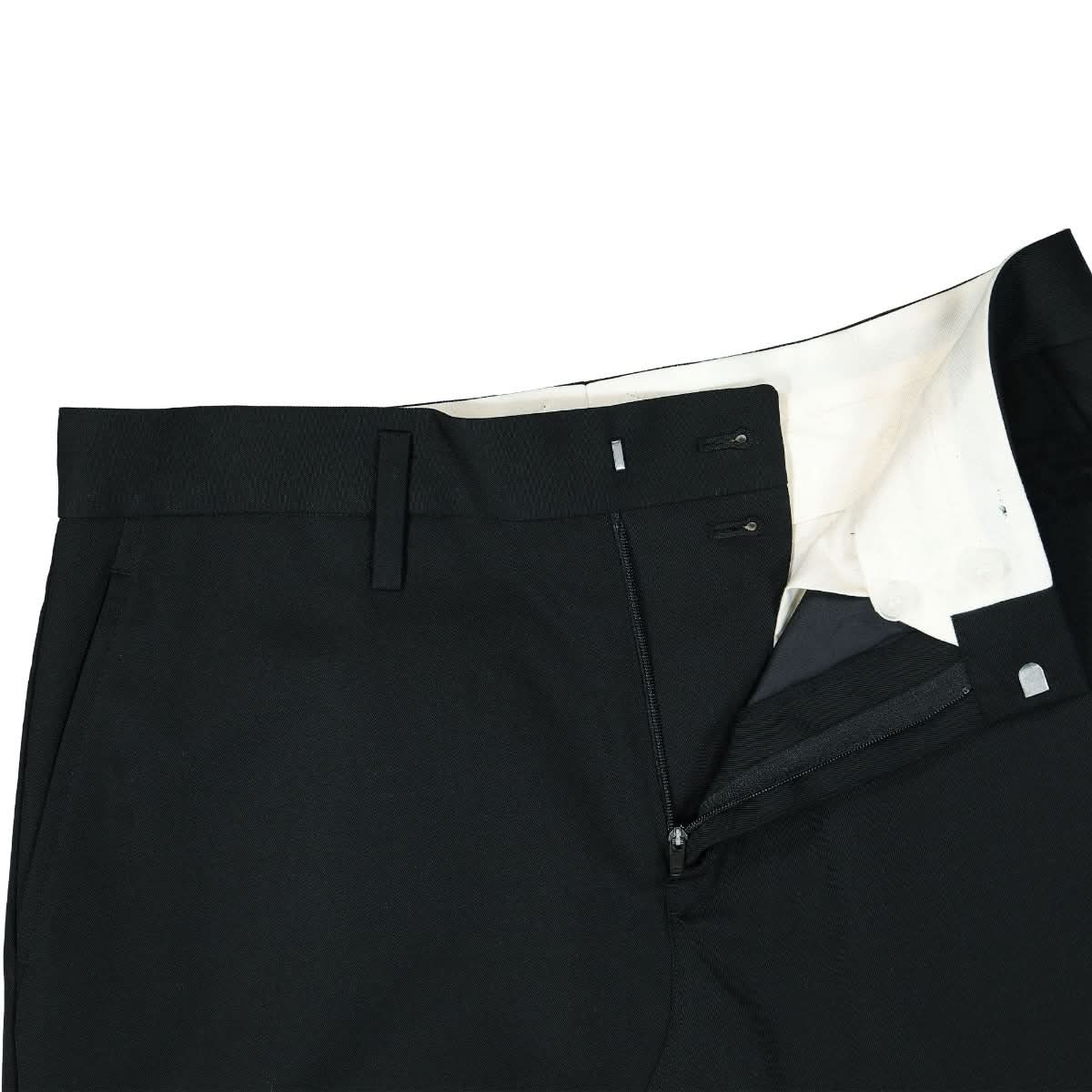 Fumito Ganryu Sarrouel Half Pants Black Detail view 4 | Gate