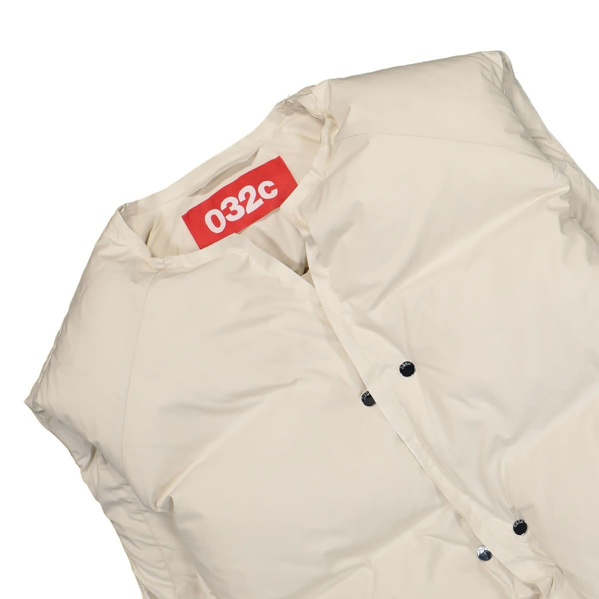 032c The Ultimate Puffer Vest Beige,White Detail view 4 | Gate
