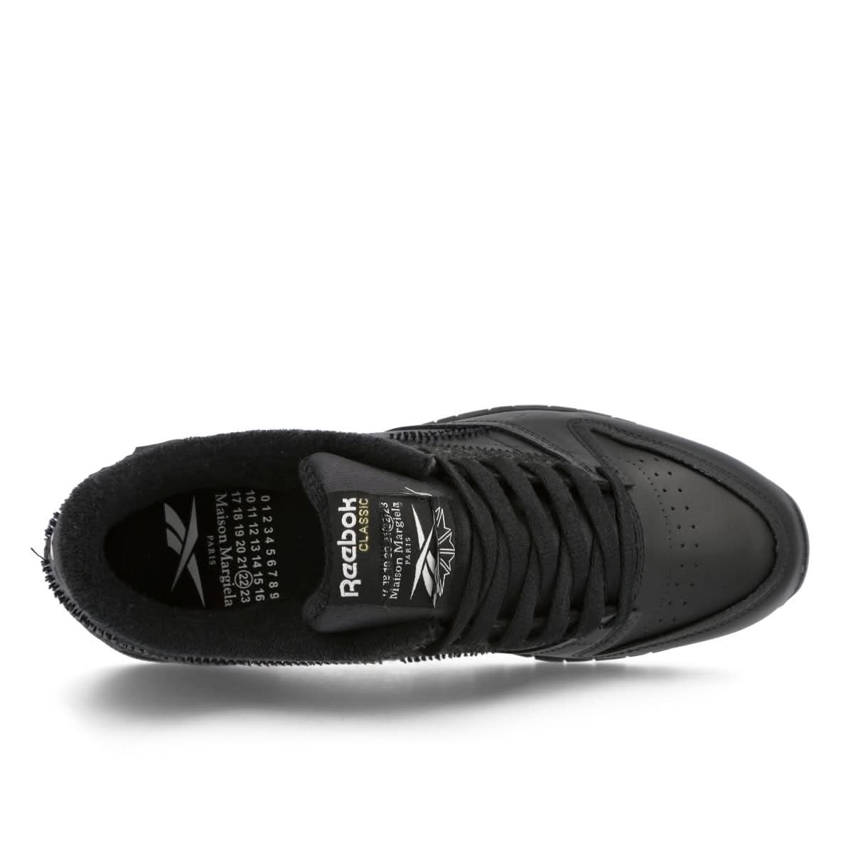 Reebok Project 0 CL Memory of Shoes Black Sneaker Detail view 2 | Gate