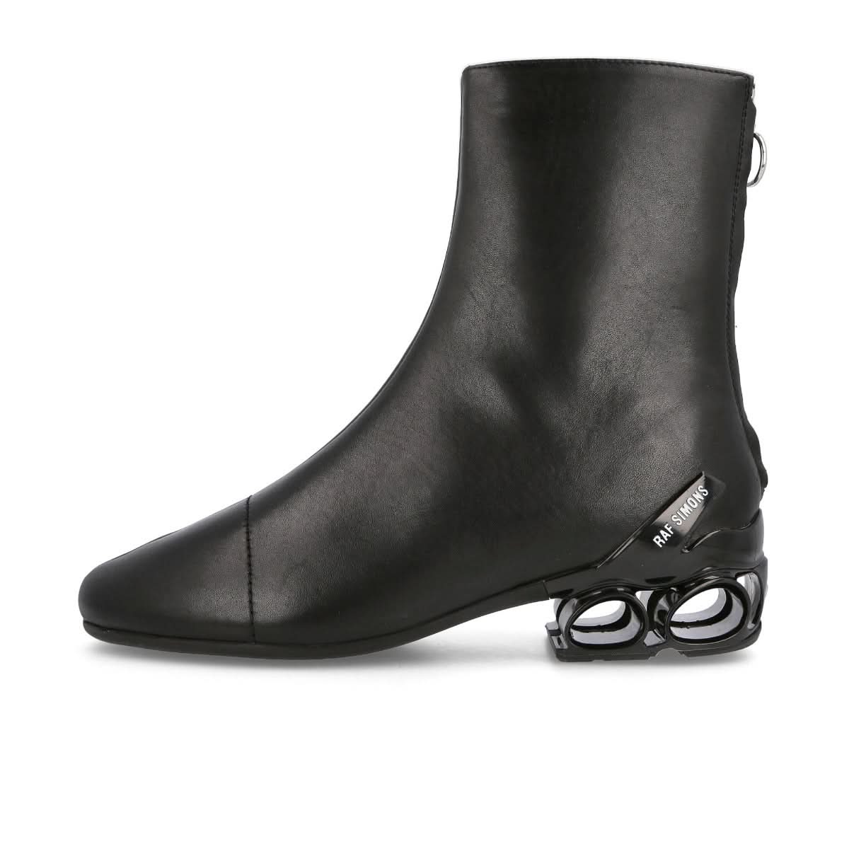 Raf Simons Cycloid-4-2001 Black Boots Detail view 1 | Gate