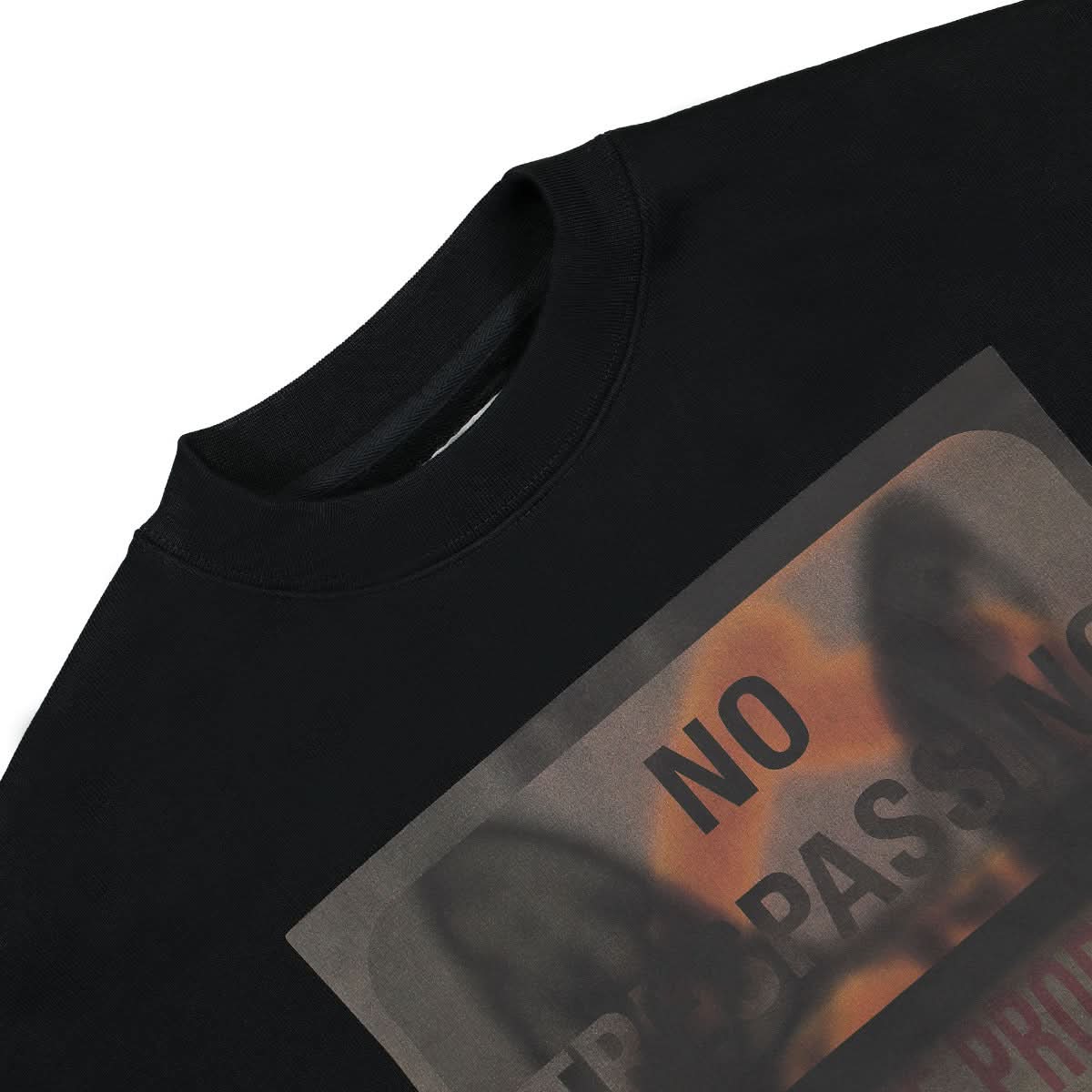 Heron Preston Private Property Crewneck Black Detail view 3 | Gate