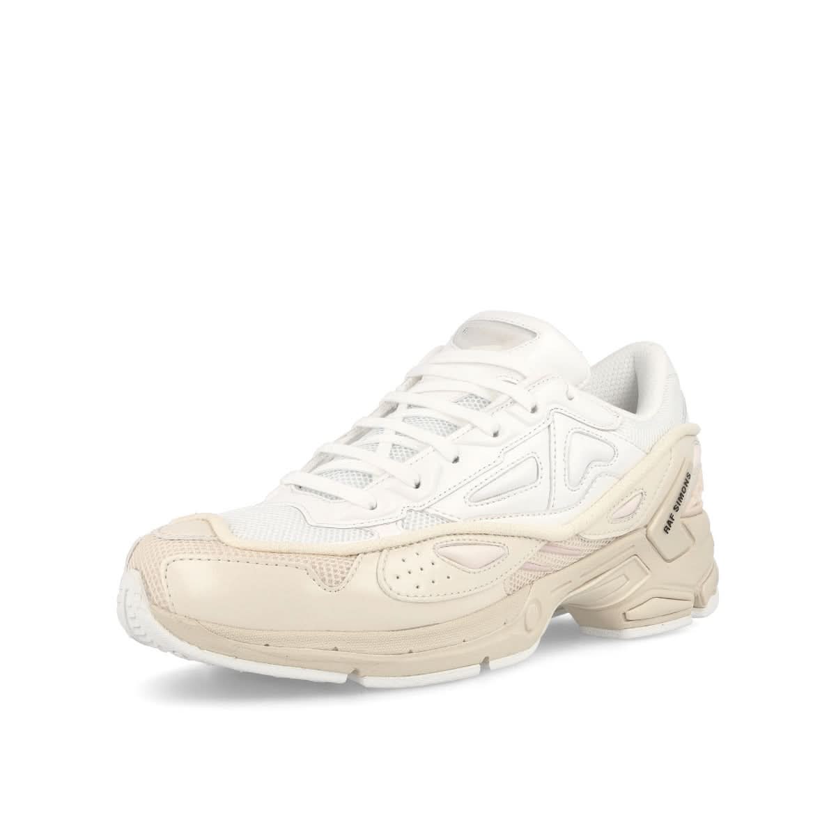 Raf Simons Pharaxus Beige,White Sneaker Detail view 4 | Gate