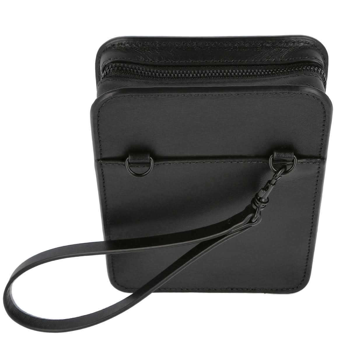 Juun.J Shoulder Bag Black Detail view 2 | Gate