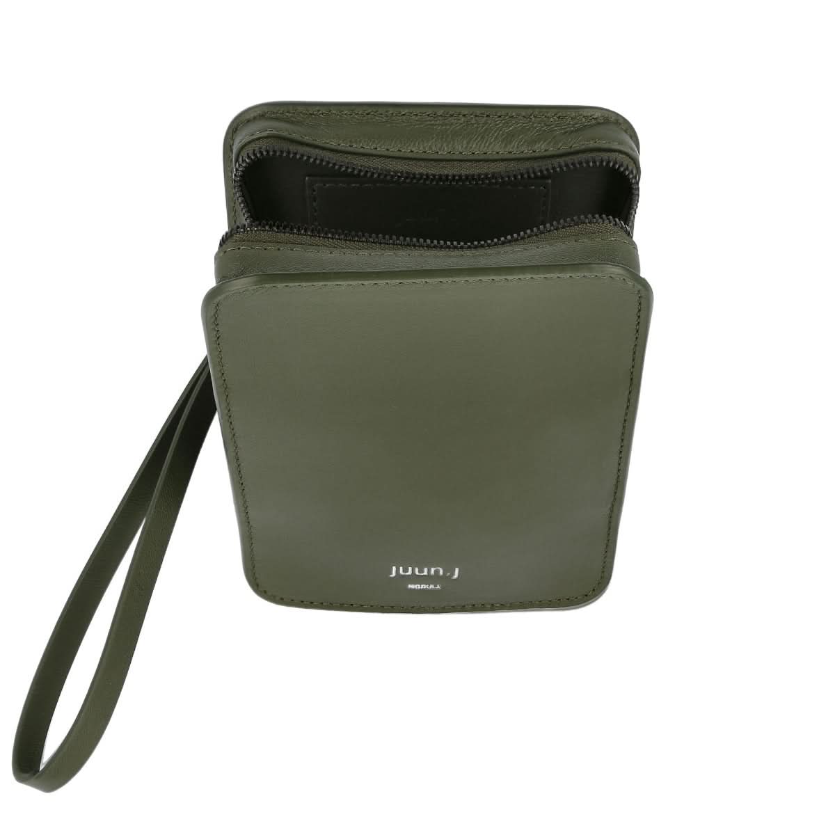 Juun.J Shoulder Bag Olive Detail view 3 | Gate