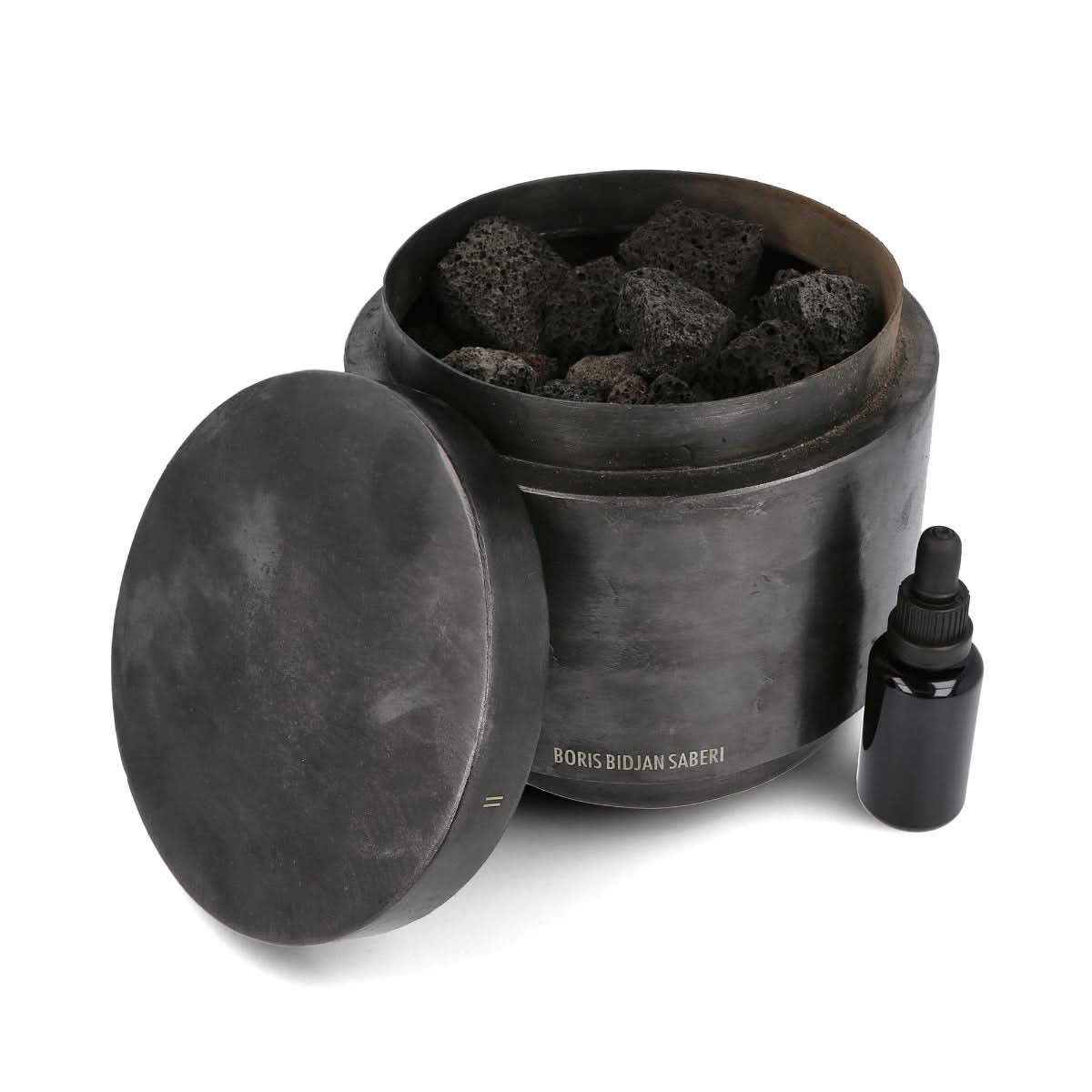 11 By Boris Bidjan Saberi Lavar Jar  Detail view 1 | Gate