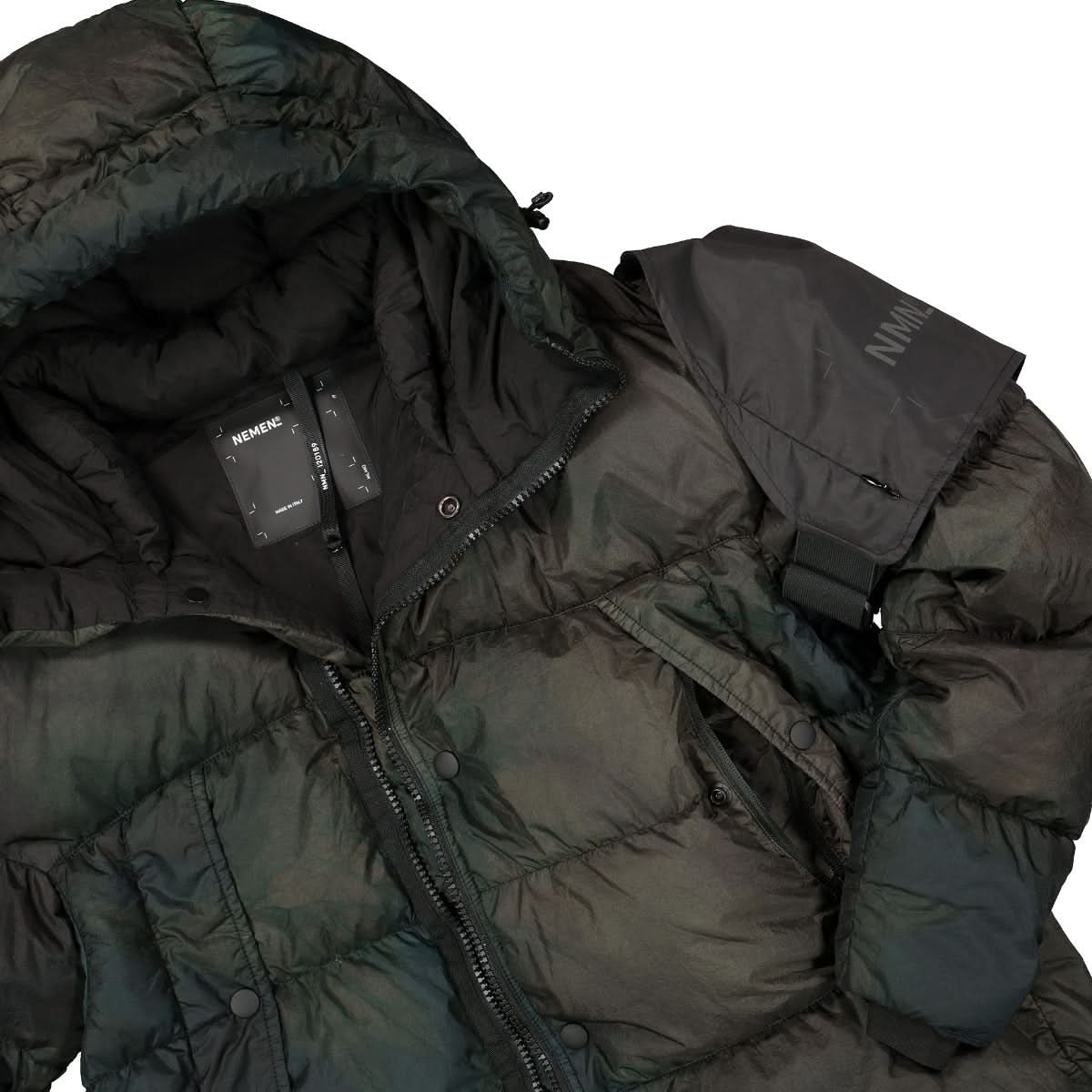 NemeN Tawa Tie Dye Down Jacket Green Detail view 4 | Gate