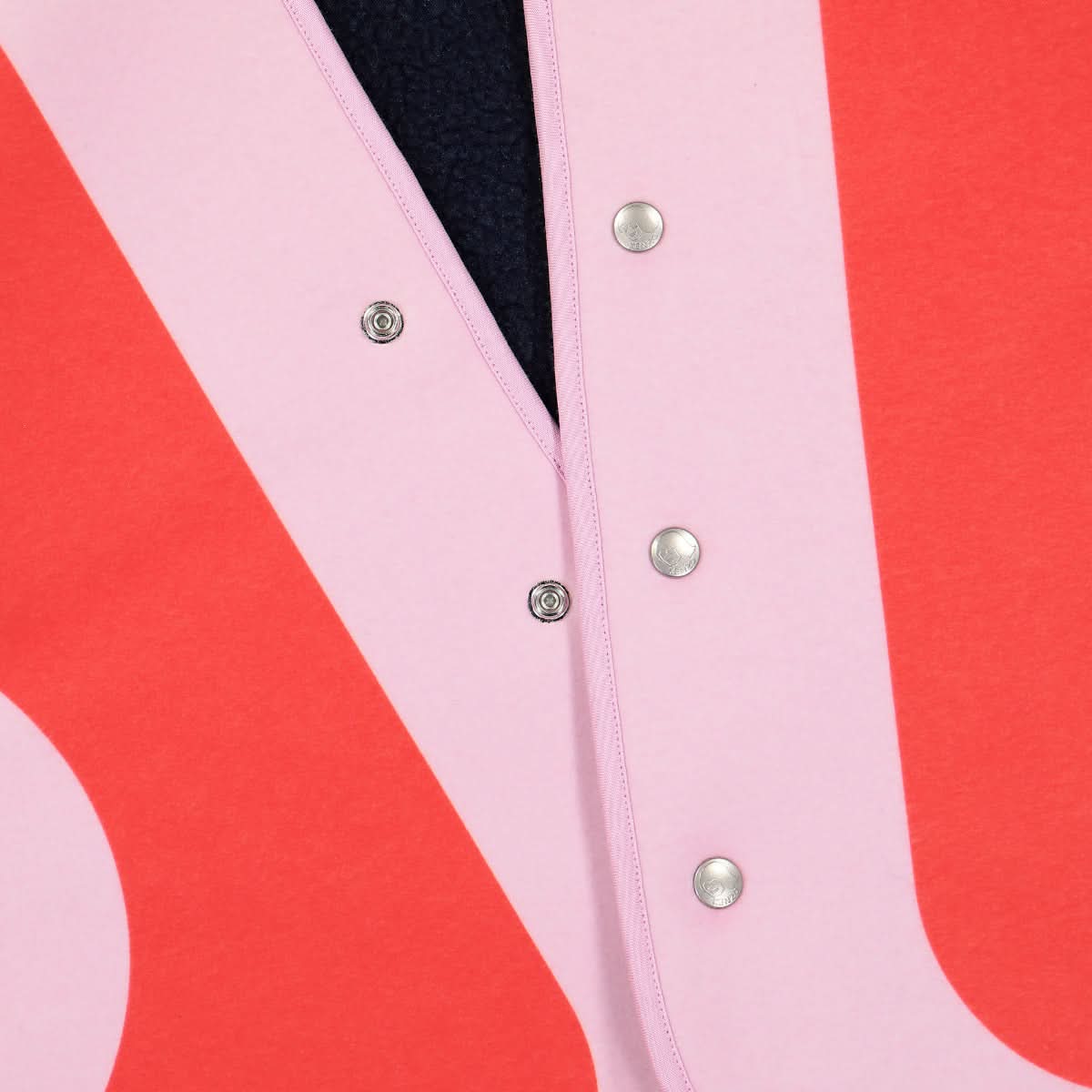 KENZO Blanket Red,Pink Detail view 5 | Gate