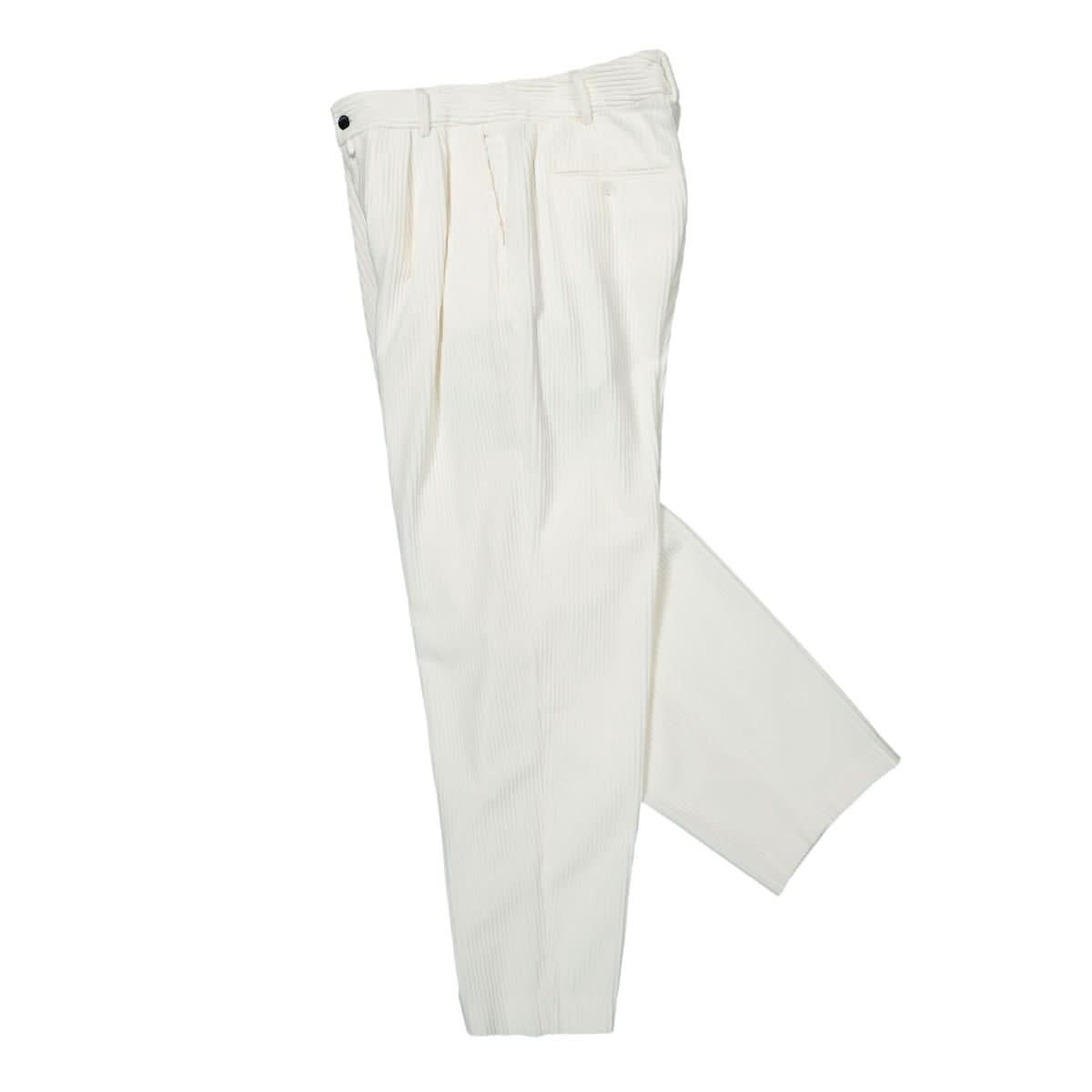 032c Pleat Front Cords White Detail view 3 | Gate