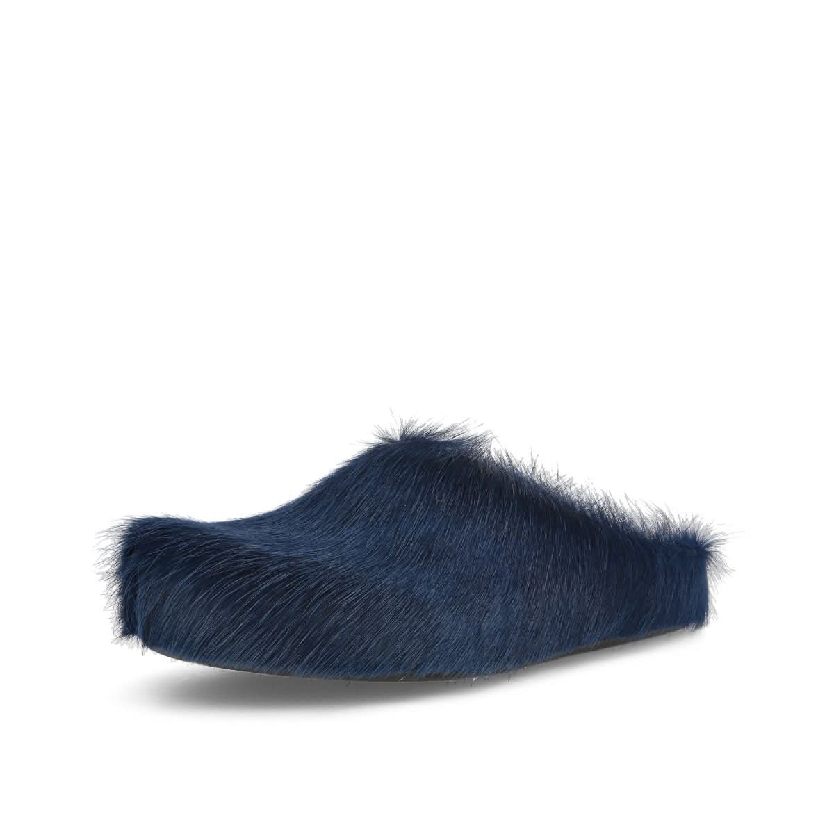 Marni Long Hair Calfskin Fussbett Sabot Blue Slides Detail view 4 | Gate