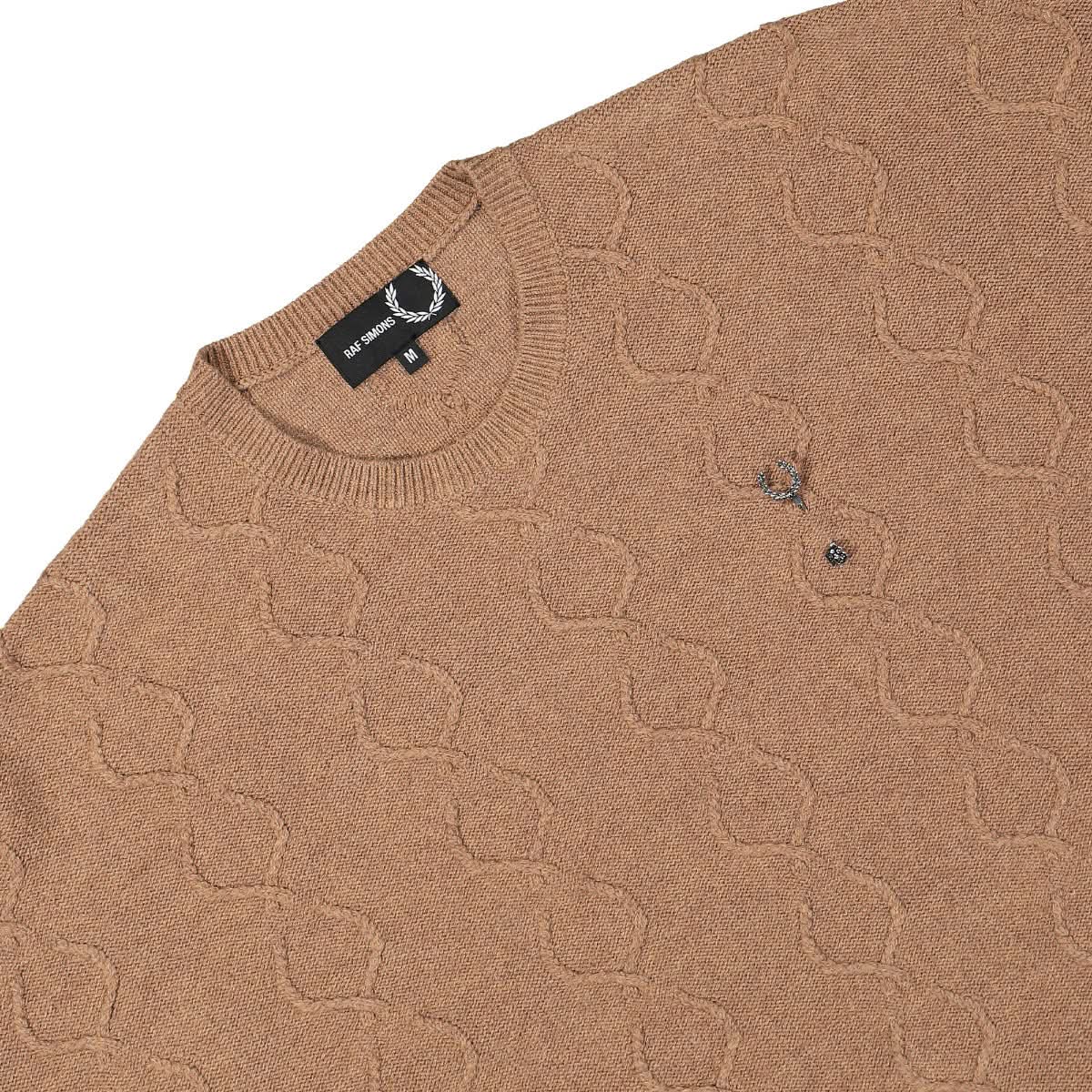 Fred Perry Patched Oversized Jumper Brown Detail view 3 | Gate