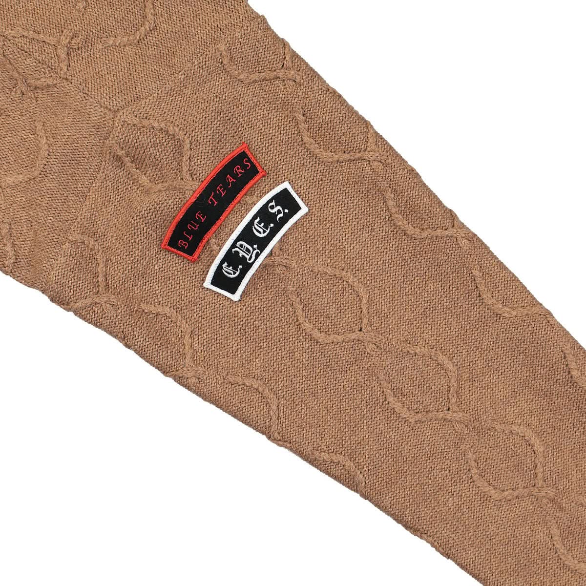 Fred Perry Patched Oversized Jumper Brown Detail view 4 | Gate
