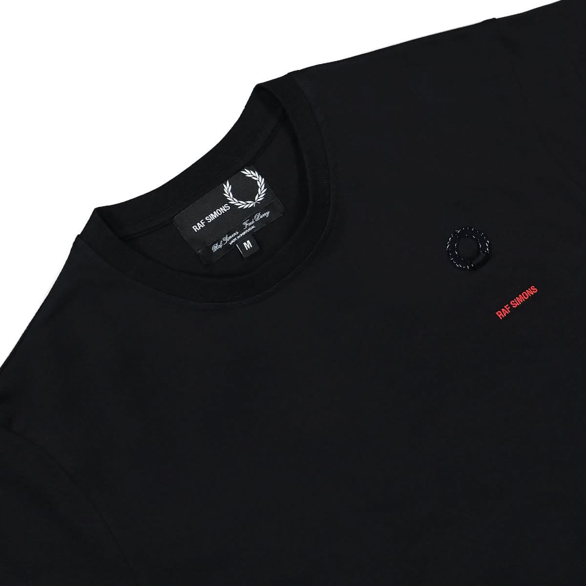 Fred Perry Printed Sleeve T-Shirt Black Detail view 3 | Gate