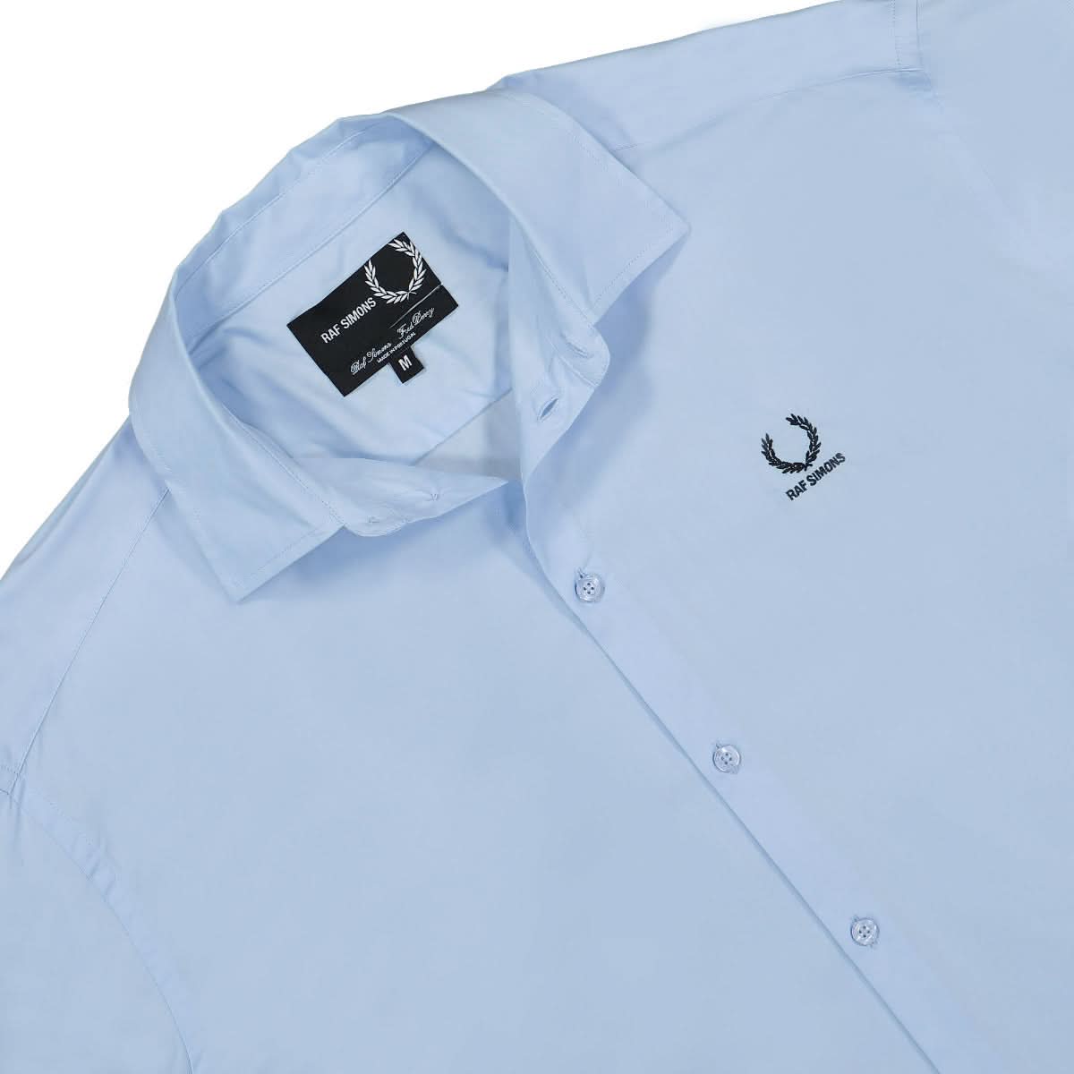 Fred Perry Embroidered Oversized Shirt Blue Detail view 4 | Gate