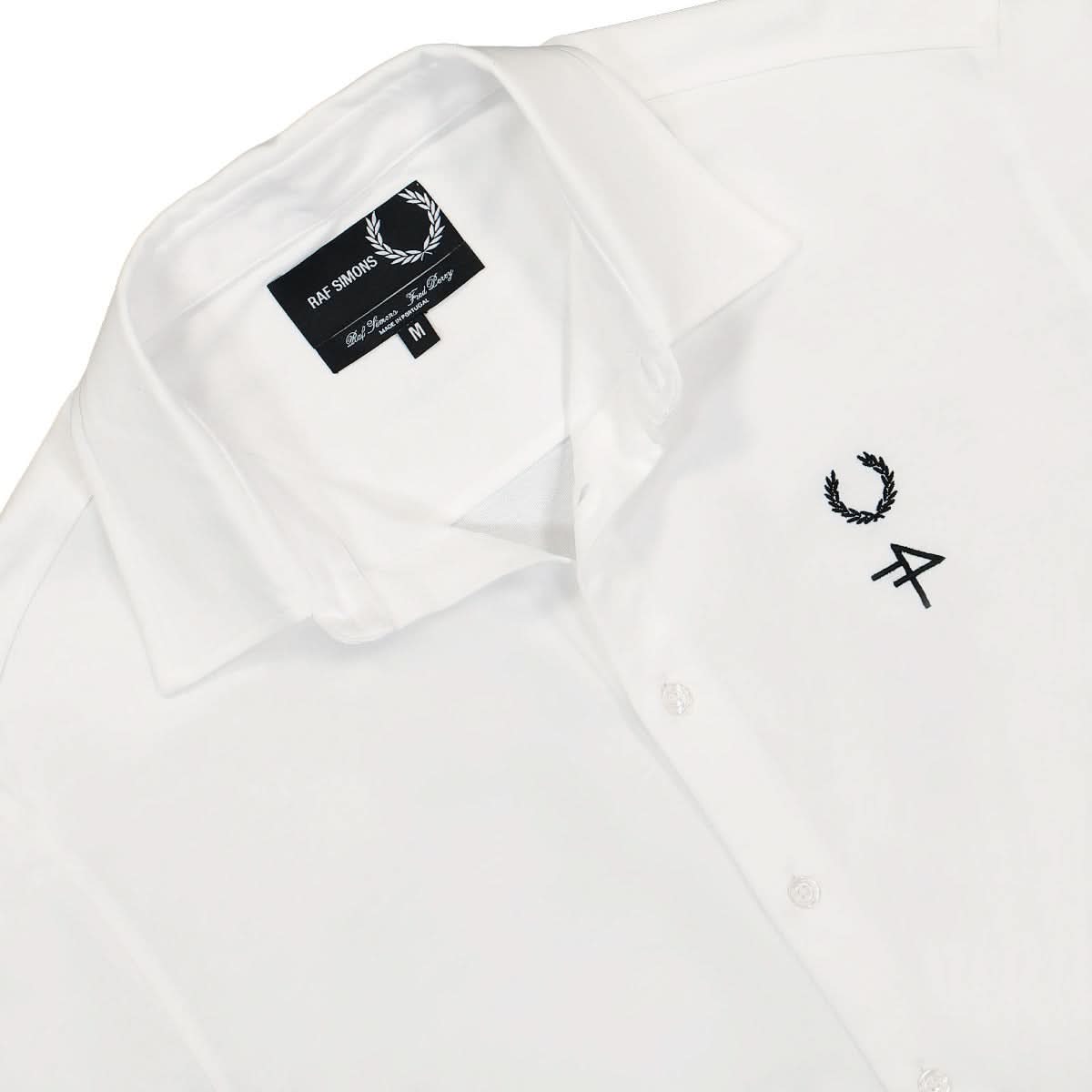 Fred Perry Jersey Shirt White Detail view 3 | Gate