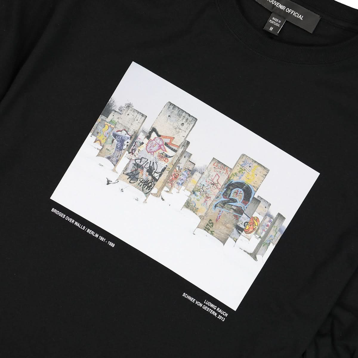 Souvenir Official Bridges Over Walls Longsleeve Black Detail view 3 | Gate