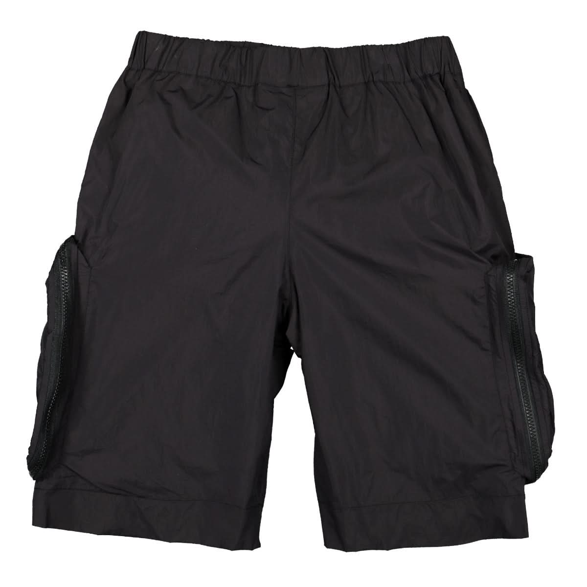 Studio ALCH Nylon Short with Removable Bag Pockets Black Detail view 2 | Gate