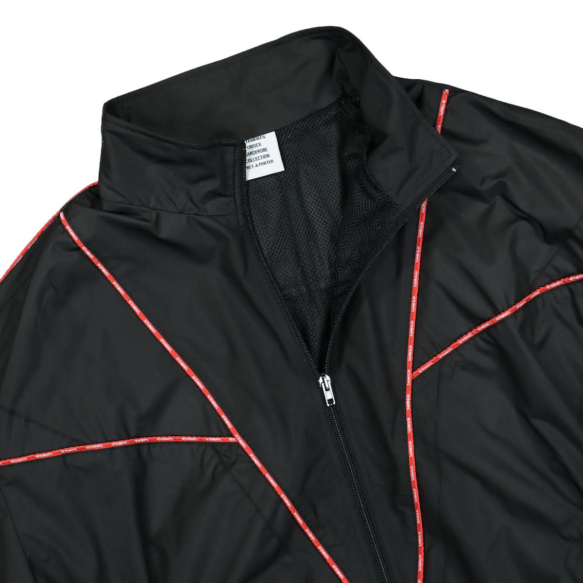 VETEMENTS 2-in-1 Tracksuit Jacket Black Detail view 3 | Gate