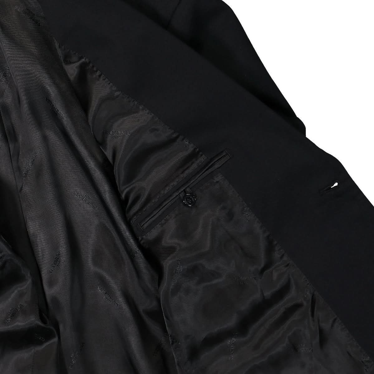 VETEMENTS Boxy Single Breasted Jersey Tailored Jacket Black Detail view 5 | Gate