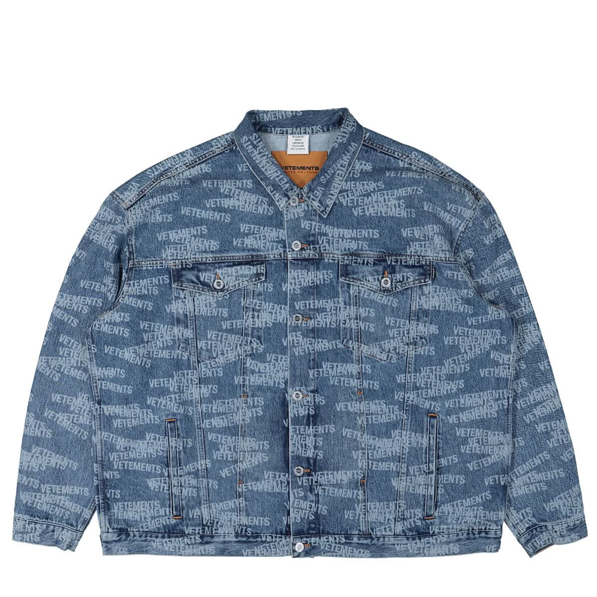 VETEMENTS Stamped Logo Denim Jacket Blue Detail view 1 | Gate