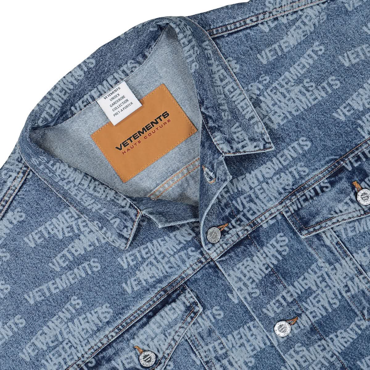 VETEMENTS Stamped Logo Denim Jacket Blue Detail view 3 | Gate