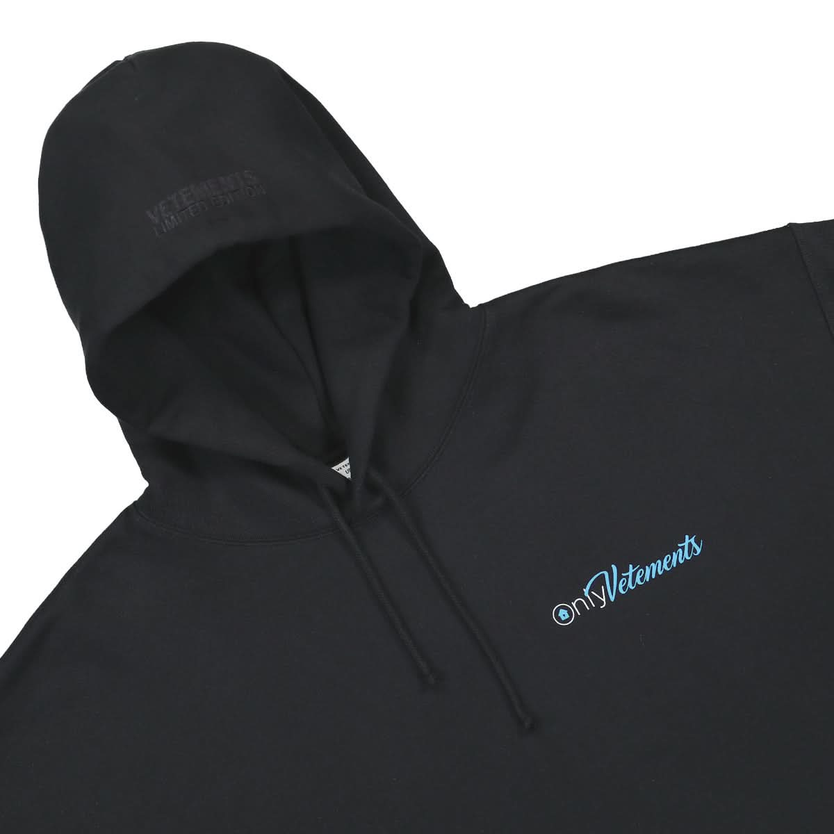 VETEMENTS Only Hoodie Black Detail view 3 | Gate