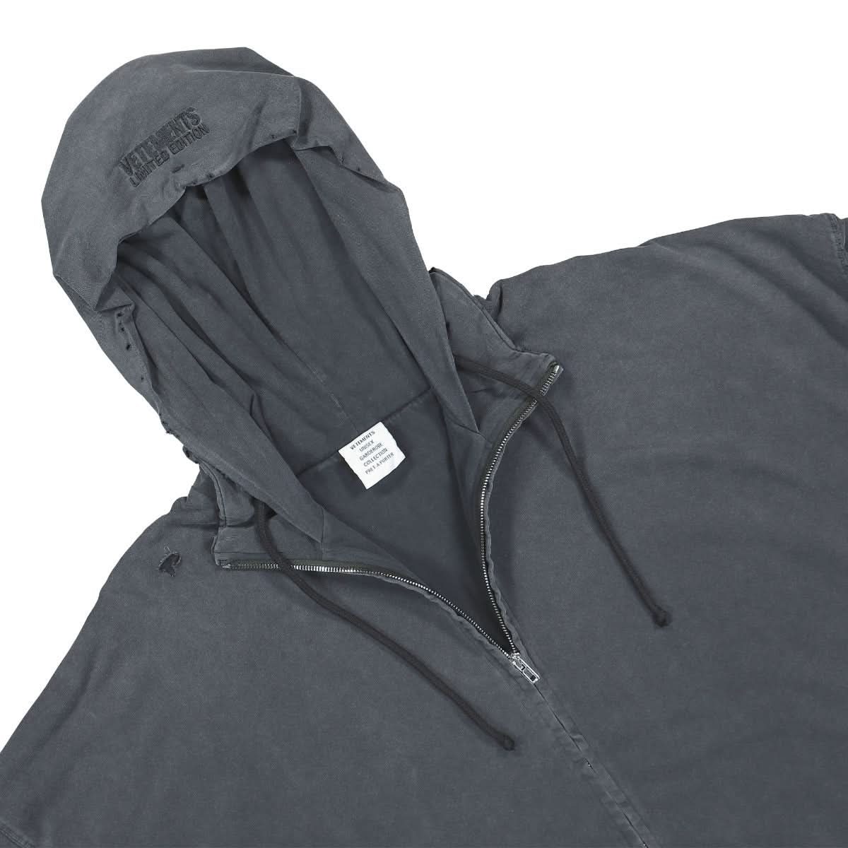 VETEMENTS Hooded Zip-Up Jersey Longsleeve Black Detail view 3 | Gate