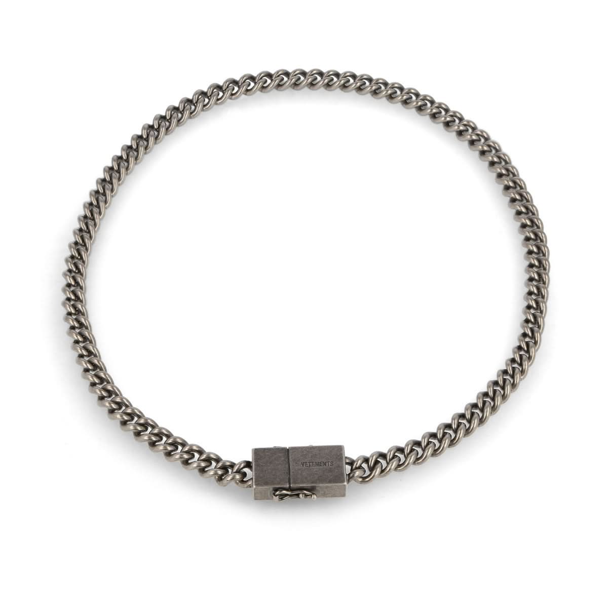 VETEMENTS USB Necklace Silver Detail view 2 | Gate