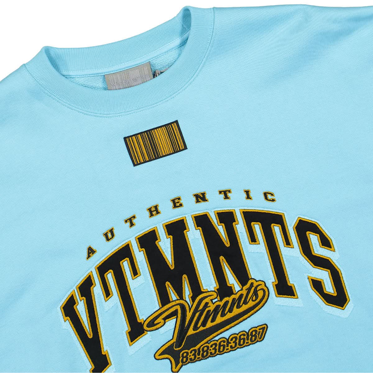 VTMNTS College Sweatshirt Blue Detail view 3 | Gate