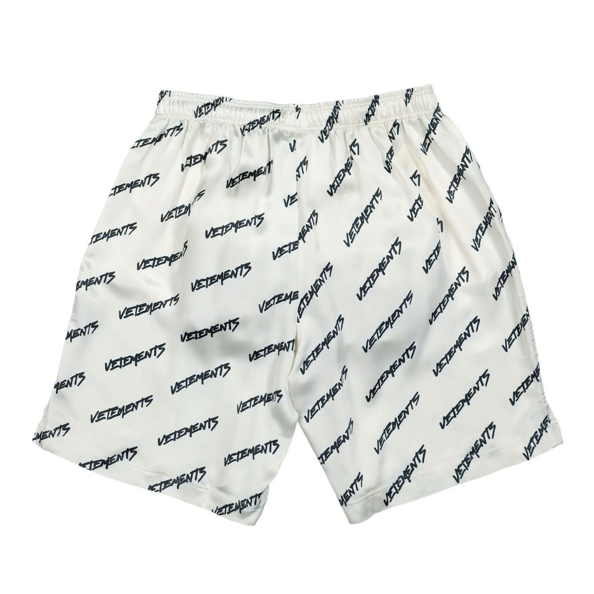 VETEMENTS Monogram Pyjama Shorts Black,White Detail view 2 | Gate