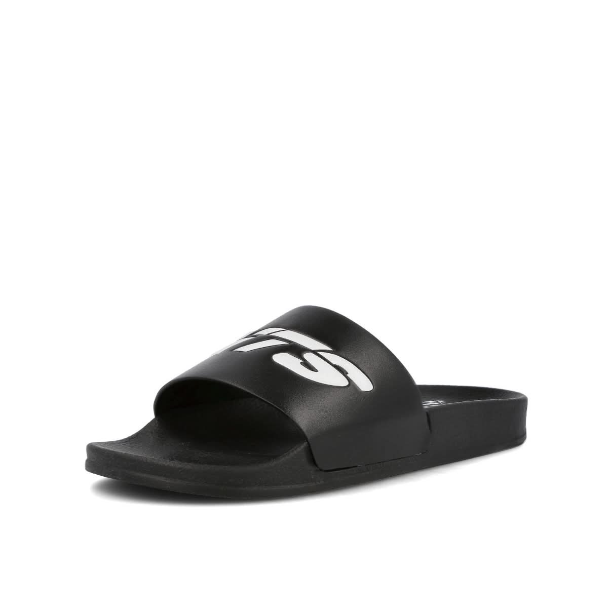 VTMNTS Pool Slides Black Slides Detail view 4 | Gate