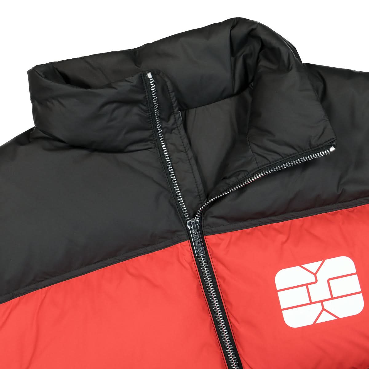 VTMNTS Sim Card Puffer Jacket Black,Red Detail view 3 | Gate