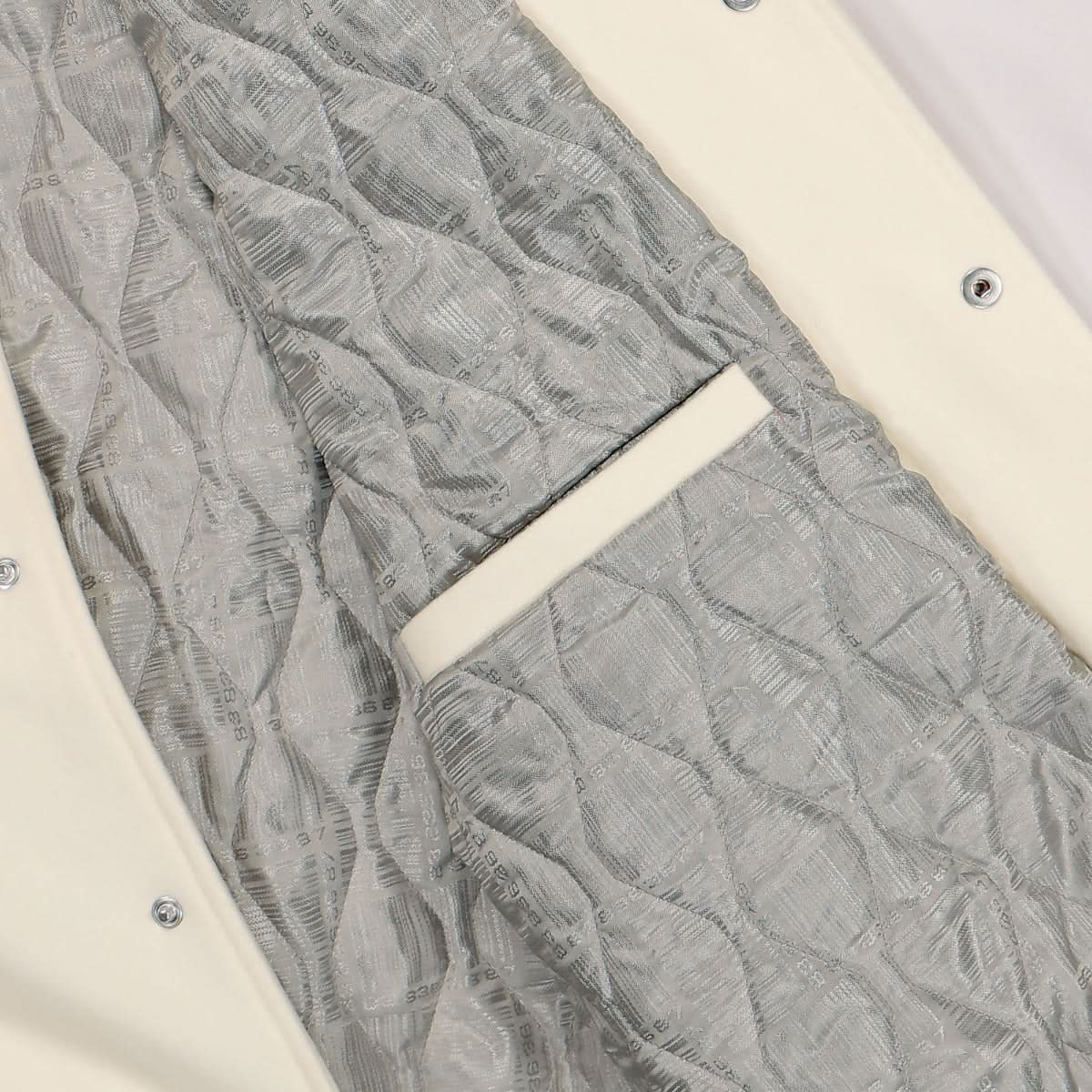 VTMNTS College Jacket Beige,White Detail view 5 | Gate