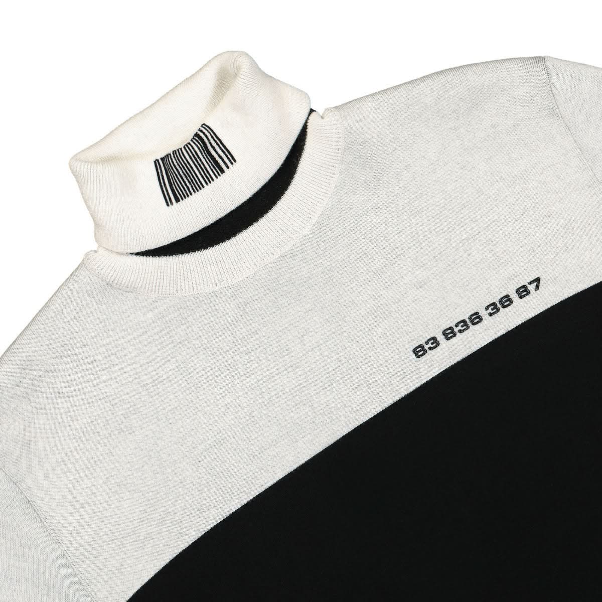 VTMNTS Numbered Color Block Turtleneck Black Detail view 3 | Gate